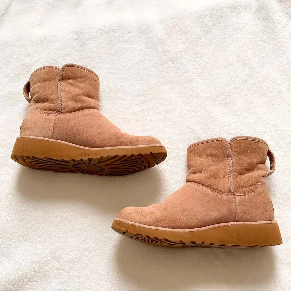 Ugg Light Pink Wedged Short Booties